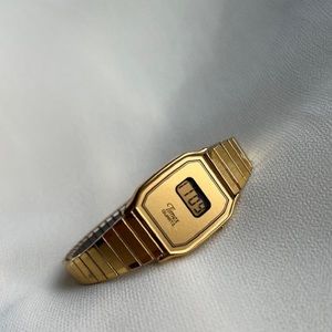 Vintage Timex Stretch Band gold tone digital watch
